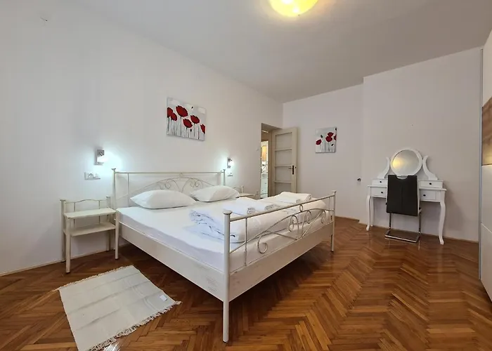 Jadran 2151 Πούλα