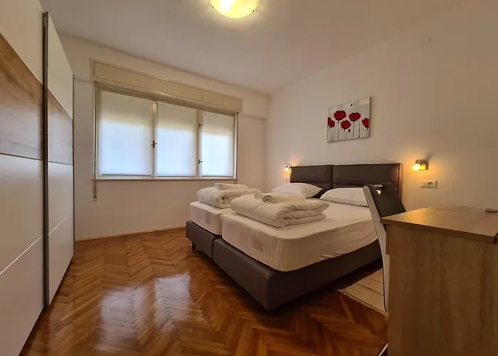 Jadran 2151 Διαμέρισμα *